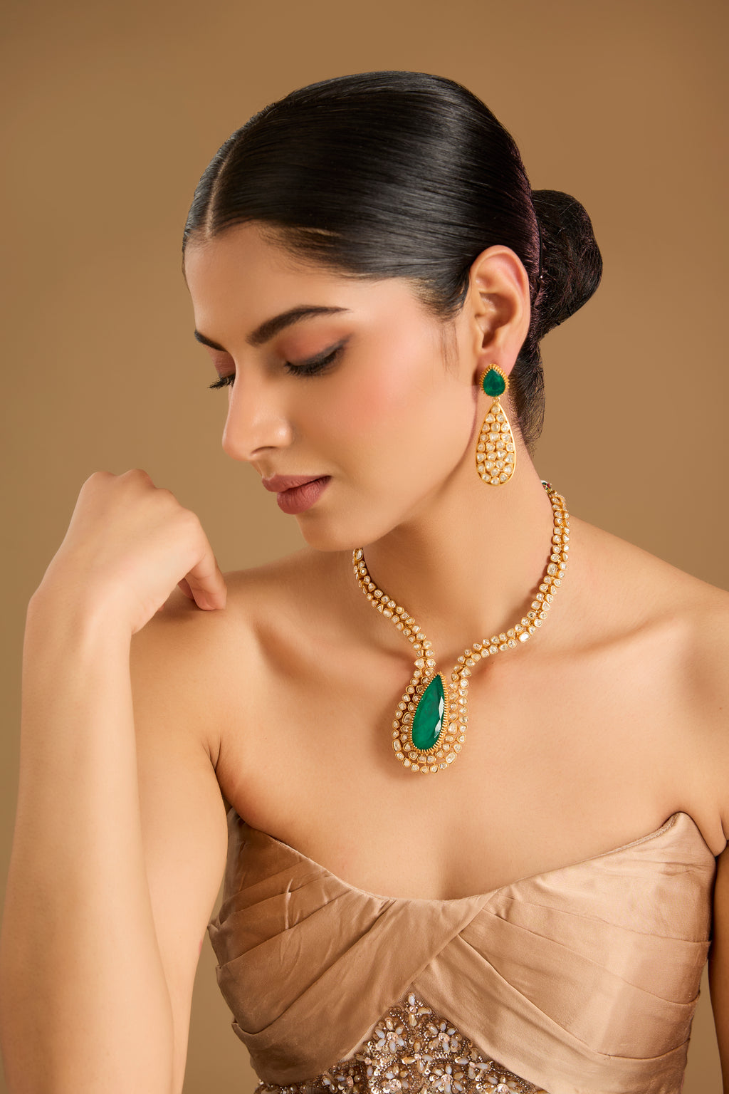 Emerald Mossanite Polki Necklace Set