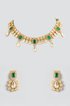 Gold-plated elegance with a royal touch